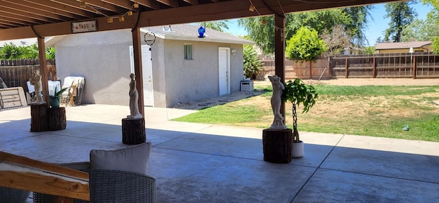 917 E Fountain Way, Fresno, CA 93704 - fenced backyard with a patio