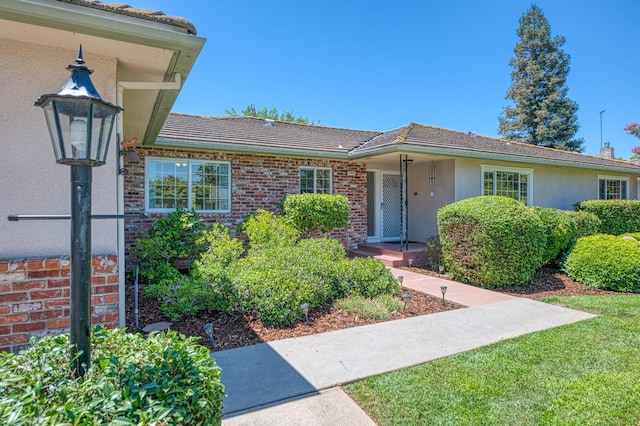 1445 W Ellery Way, Fresno, CA 93711 - view of front of property with brick siding and stucco siding