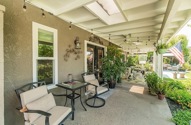 3012 Fairmont Ct, Madera, CA 93637 - view of patio / terrace with a ceiling fan