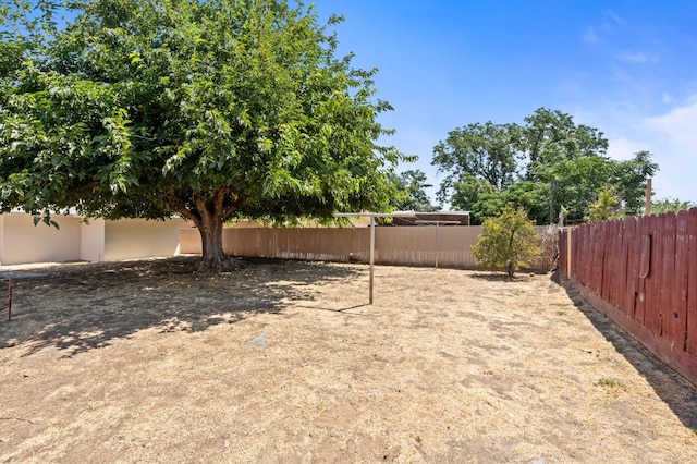 145 W Atchison Ave, Fresno, CA 93706 - view of fenced backyard