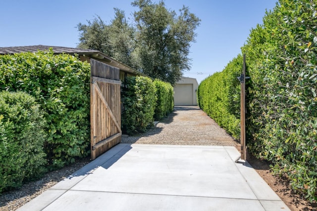 5679 N Van Ness Blvd, Fresno, CA 93711 - view of gate
