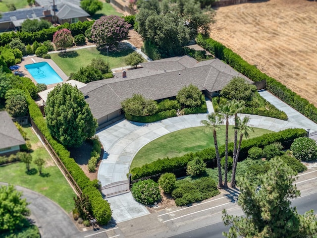 5679 N Van Ness Blvd, Fresno, CA 93711 - view from above of property with a pool