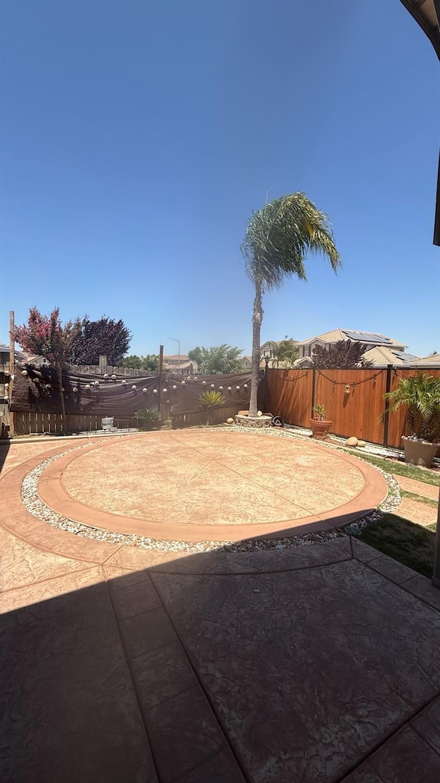 5335 E Hoxie Ave, Fresno, CA 93725 - view of fenced backyard