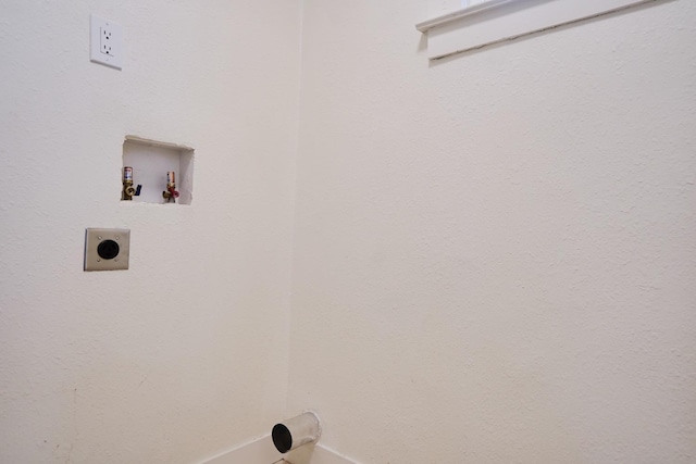 1530 E Home Ave, Fresno, CA 93728 - laundry room with electric dryer hookup and hookup for a washing machine