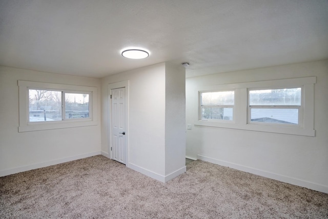 1530 E Home Ave, Fresno, CA 93728 - carpeted spare room with healthy amount of natural light and a smoke detector