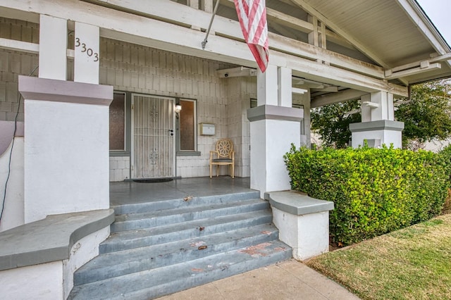 3303 E Mono Ave, Fresno, CA 93702 - entrance to property with covered porch