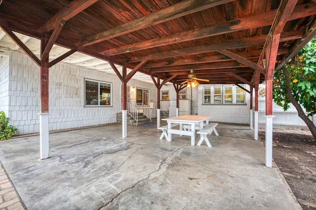 3303 E Mono Ave, Fresno, CA 93702 - view of patio / terrace