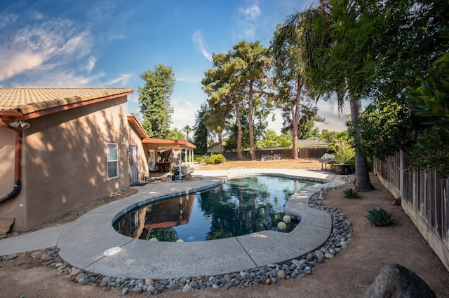 1535 S Homsy Ave, Fresno, CA 93727 - view of pool featuring a fenced backyard and a patio