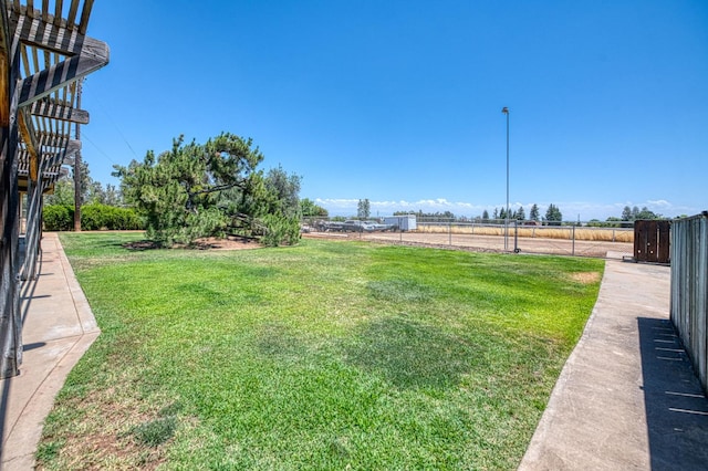 5400 Amber Ave, Clovis, CA 93619 - view of yard