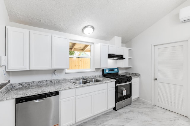 3268 E Pine Ave, Fresno, CA 93703 - photo 11