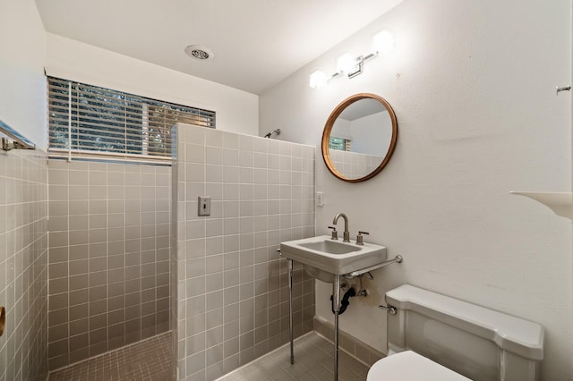 1095 W San Ramon Ave, Fresno, CA 93711 - full bathroom with walk in shower