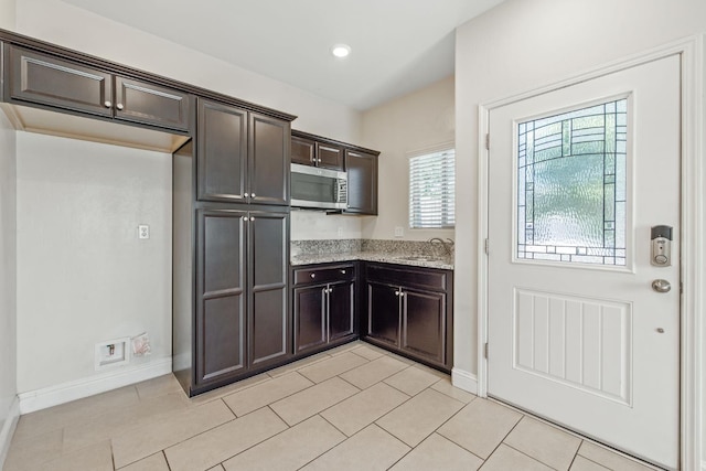 2329 N Hall Ct, Visalia, CA 93291 - photo 9