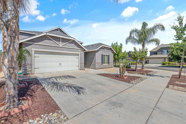 2329 N Hall Ct, Visalia, CA 93291 - photo 2