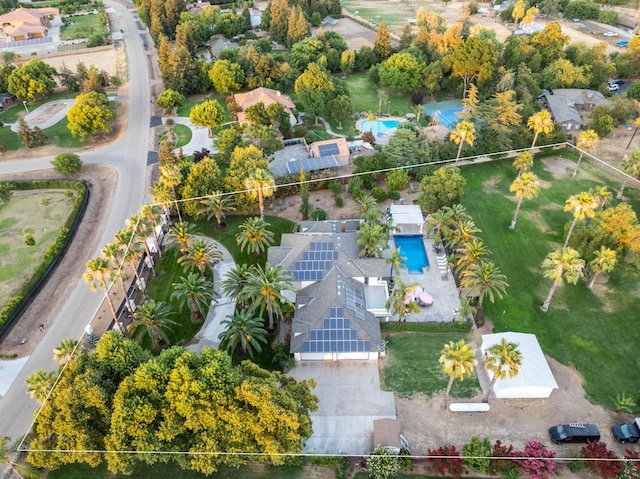 7207 E Bremer Ave, Fresno, CA 93737 - drone / aerial view of a pool
