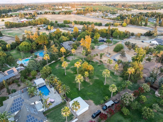 7207 E Bremer Ave, Fresno, CA 93737 - aerial view of property's location featuring a pool area