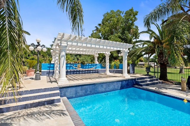 7207 E Bremer Ave, Fresno, CA 93737 - view of pool featuring a pergola and a patio