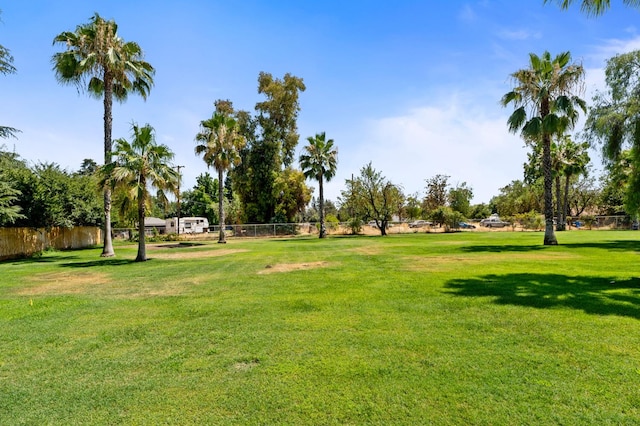 7207 E Bremer Ave, Fresno, CA 93737 - view of home's community