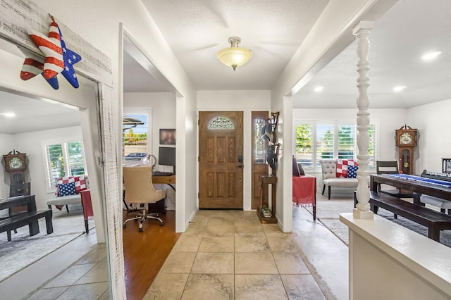 6658 N Thorne Ave, Fresno, CA 93711 - foyer with recessed lighting