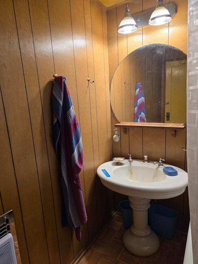 83703 Hazel, Wilsonia, CA 93633 - half bathroom with wood walls