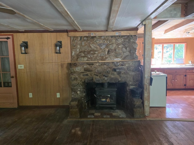 83703 Hazel, Wilsonia, CA 93633 - detailed view of beam ceiling, washer / dryer, wood finished floors, and wood walls