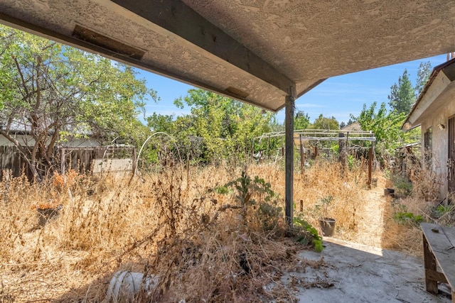 1401 S Villa Ave, Fresno, CA 93727 - view of yard featuring a patio