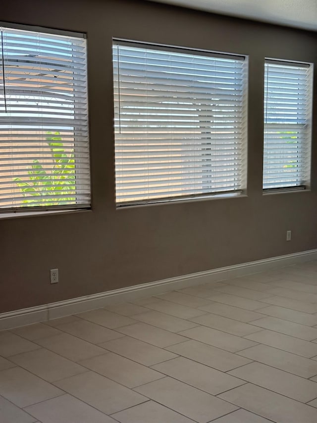3963 Morris Ave, Clovis, CA 93619 - spare room with plenty of natural light