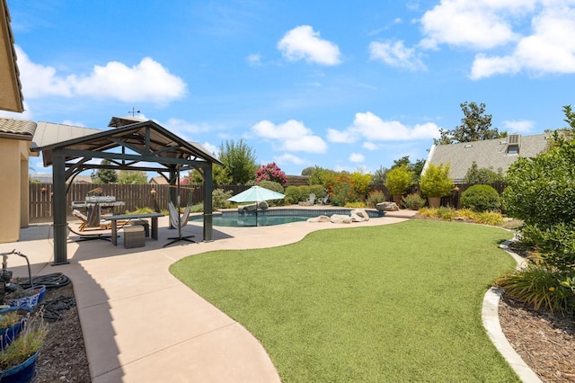 3143 Celeste Ave, Clovis, CA 93619 - fenced backyard with a gazebo and a patio
