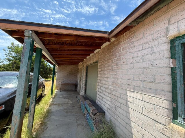 5561 E Indianapolis Ave, Fresno, CA 93727 - view of patio