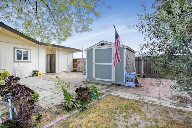 1016 N White, Hanford, CA 93230 - view of shed with a fenced backyard