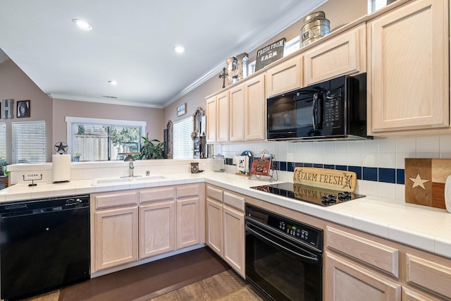 8194 N 5th St, Fresno, CA 93720 - kitchen with black appliances, light brown cabinets, a peninsula, ornamental molding, and dark wood-style flooring