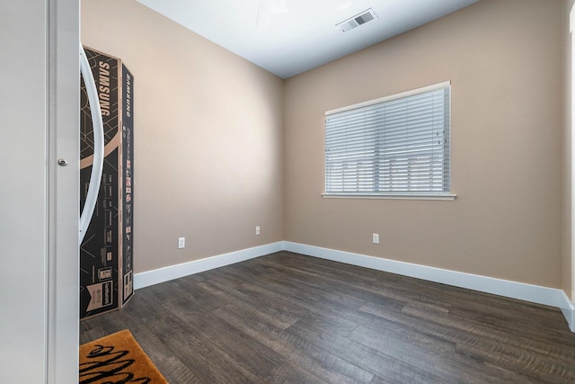 8194 N 5th St, Fresno, CA 93720 - unfurnished room with dark wood-type flooring and baseboards