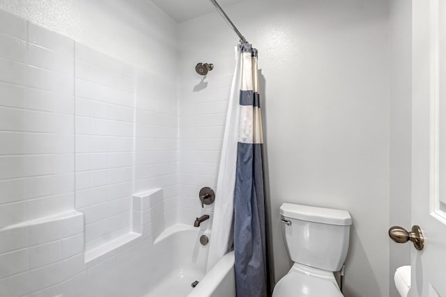 4086 Dennis Ave, Clovis, CA 93619 - bathroom with toilet and shower / bath combo with shower curtain