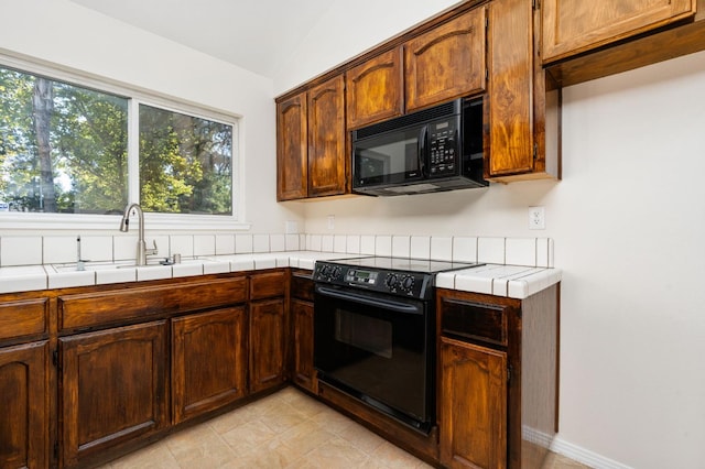 1008 E Edgemont Dr, Fresno, CA 93720 - photo 21