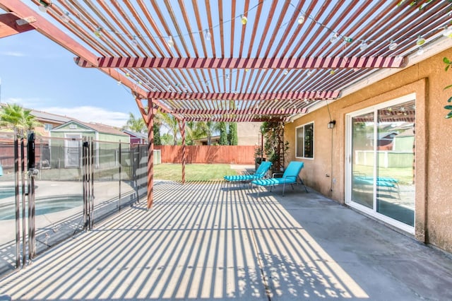 564 S Duke Ave, Fresno, CA 93727 - view of patio / terrace with a pergola