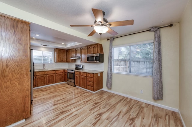 983 N Chapel Hill Ave, Clovis, CA 93611 - photo 10