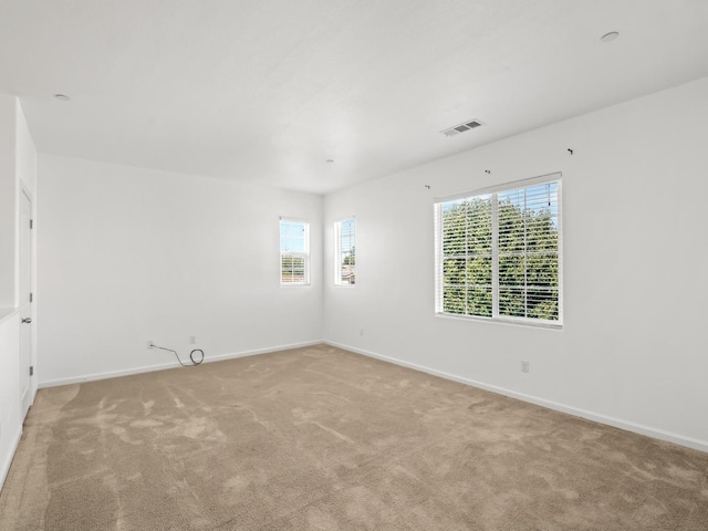 3807 N Pearwood Ave, Fresno, CA 93727 - empty room featuring light colored carpet and baseboards