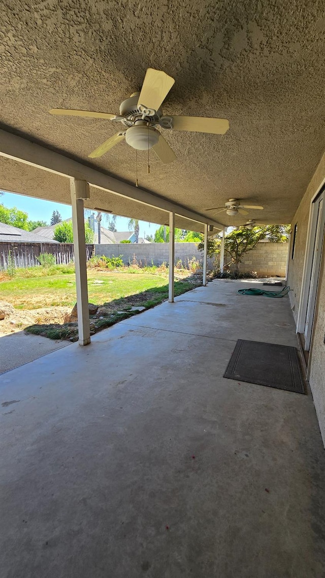 1386 E El Paso Ave, Fresno, CA 93720 - unfurnished sunroom with ceiling fan
