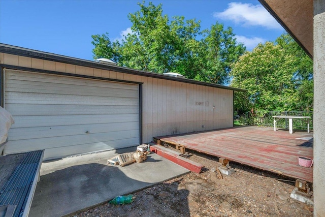 1649 W Menlo, Fresno, CA 93711 - view of garage