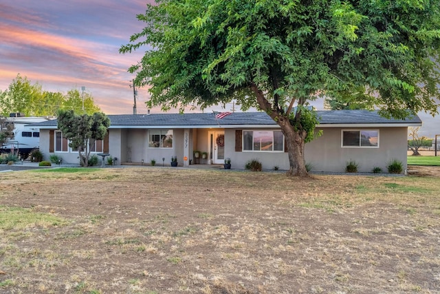 3377 N Bethel Ave, Sanger, CA 93657 - single story home with stucco siding