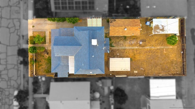 636 E Valley St, Coalinga, CA 93210 - photo 1