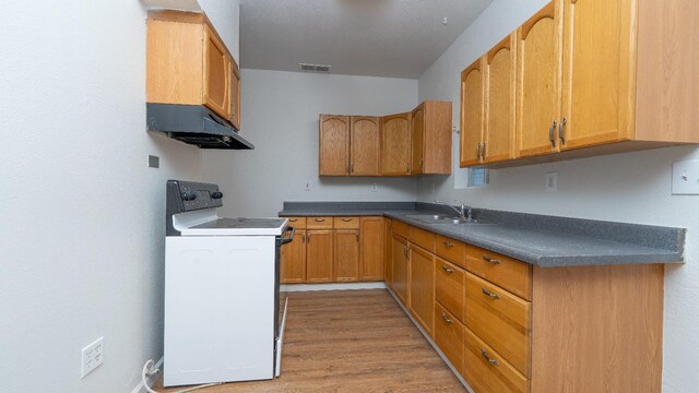 636 E Valley St, Coalinga, CA 93210 - photo 8