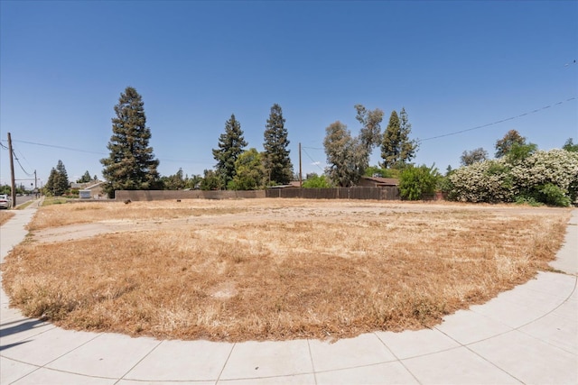 4615 N Maple Ave, Fresno, CA 93726 - photo 3