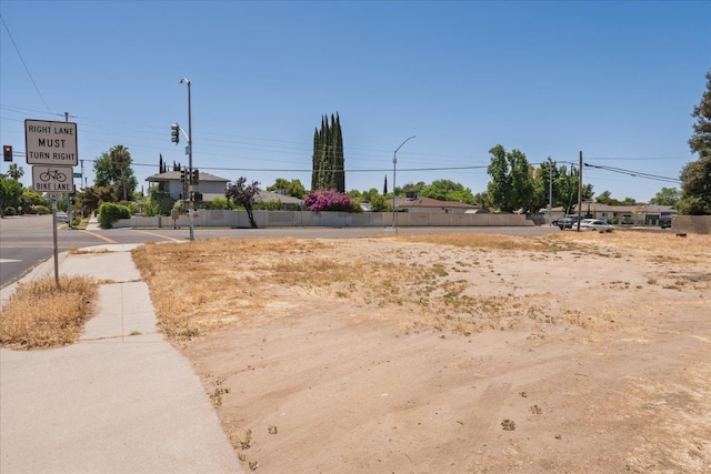 4615 N Maple Ave, Fresno, CA 93726 - photo 6