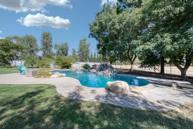 10311 E San Jose Ave, Clovis, CA 93619 - view of pool with a patio and a fenced backyard