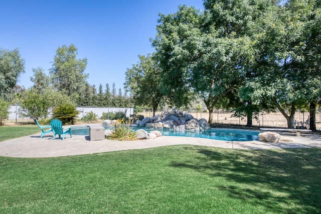 10311 E San Jose Ave, Clovis, CA 93619 - view of swimming pool with a fenced backyard and a patio