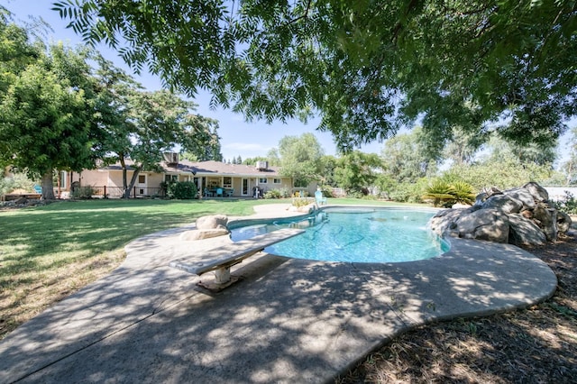 10311 E San Jose Ave, Clovis, CA 93619 - outdoor pool with a patio area, a lawn, and a diving board