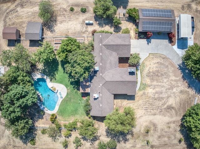 10311 E San Jose Ave, Clovis, CA 93619 - aerial view of a pool area