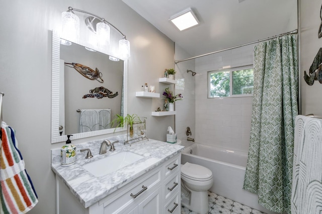 10311 E San Jose Ave, Clovis, CA 93619 - full bath with vanity and shower / tub combo