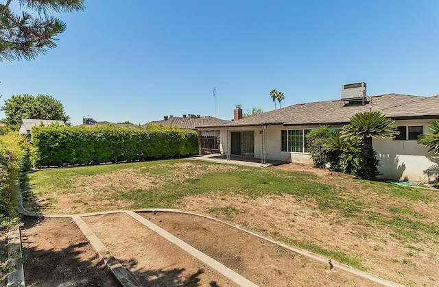 4368 N Hughes Ave, Fresno, CA 93705 - view of yard