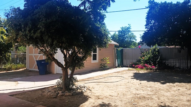 1327 N Ferger Ave, Fresno, CA 93728 - photo 20